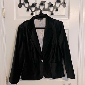 Briggs New York Black Velvet Rhinestone button blazer - 1x
